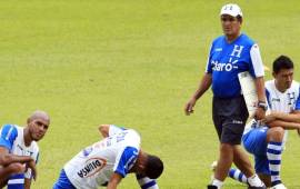 Jorge Luis Pinto anuncia que realizará tres cambios este martes en el Olímpico.