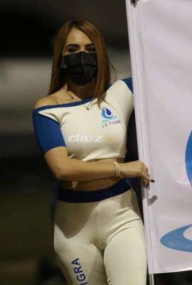 El descontrol de los futbolistas en el Olímpico, delicado momento de Menjívar y el chistoso 'banco' que utilizó Diego Vázquez