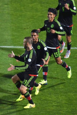 Imágenes del partidazo entre Chile-México