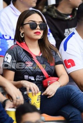 Derroche de sensualidad: Las chicas más bellas del Olimpia - Marathón