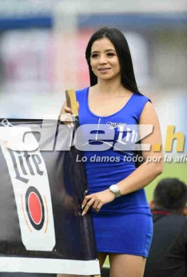 Lindas chicas se roban las miradas en la semifinal entre Marathón y Motagua