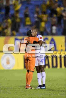 No se vio por TV: Enojo de Troglio, tristeza del Real España y las invitadas de lujo del Motagua