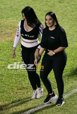 ¿Quién es? Nuevo rostro femenino de TVC y las preciosas modelos en el Real España-Vida