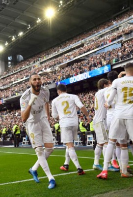 En fotos: El precioso homenaje a Kobe Bryant en el derbi y el cántico del Bernabéu a Simeone