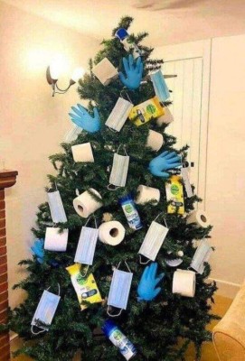 El COVID-19 y el recalentado son protagonistas: Los mejores memes de Navidad 2020