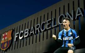 Lautaro Martínez podría llegar al Barcelona. Los agentes del jugador están en la Ciudad Condal.