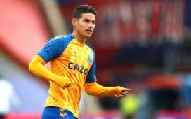 James Rodríguez es titular con el Everton de Carlo Ancelotti. Suman tres triunfos en igual número de juegos.