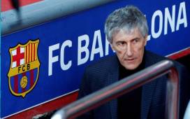 Quique Setién se marcha después del bochorno 8-2 ante el Bayern en Champions League.