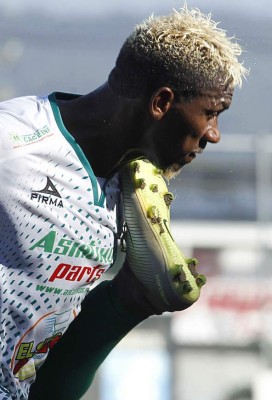 Lo que no se vio por la TV: Bailes, tristezas, alegrías y goles