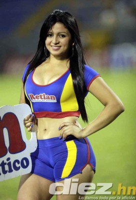 Las mejores imágenes de ambiente Real España-Olimpia.