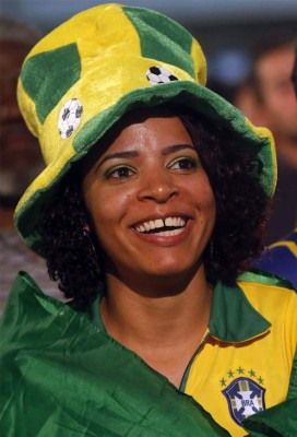 La belleza femenina se hizo presente el inicio del Mundial Brasil 2014.