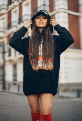 Así es Marta Díaz, la sensual youtuber 'rechazada' por un crack que prefiere el PlayStation 5