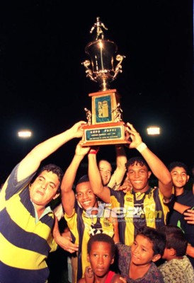 Estos son los campeonísimos del fútbol hondureño, un selecto grupo al que Marathón pretende ingresar