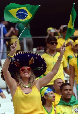 Ambiente en partido Brasil Mexico