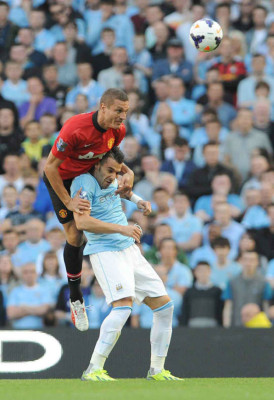 El Manchester City de Pellegrini goleó 4-1 en clásico ante el United.