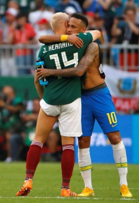 Las desgarradoras fotos de jugadores de México tras eliminación en Rusia 2018