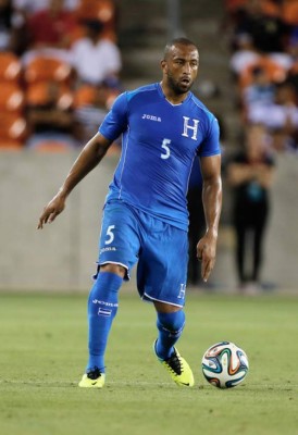 FICHAJES: Rony Flores al extranjero y Marathón anuncia dos bajas