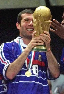 Estas son algunas de las figuras que jugarían el Mundial de Leyendas