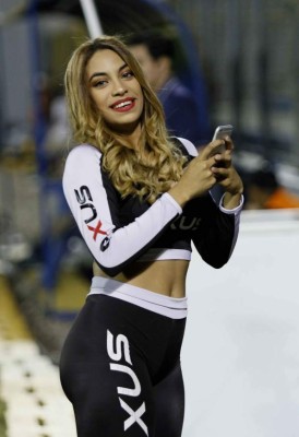 ¡Mamitas! Las explosivas chicas que embellecen los estadios de Honduras