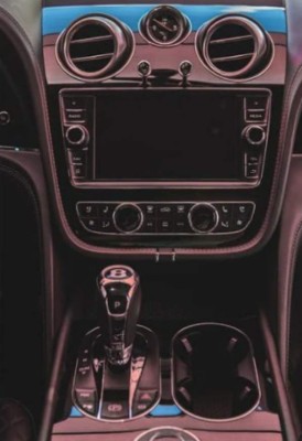 Gignac pone a la venta su Bentley: cuánto está pidiendo por la lujosa máquina y tiene su firma en el tablero