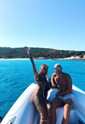 Las vacaciones de Theo Hernández y su nueva novia en Ibiza que están dando de qué hablar