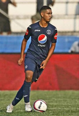 Fichajes: Jugador de Olimpia al Medio Oriente y Carlos Mejía a Estados Unidos