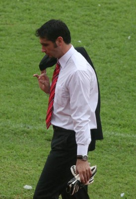 FICHAJES: Vuelve Tyson, dos uruguayos a dirigir en Honduras y; ¿nuevo legionario?