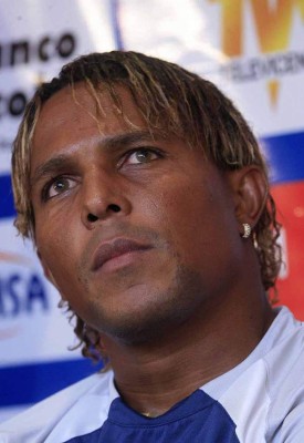 Los looks de Carlos Pavón durante su carrera