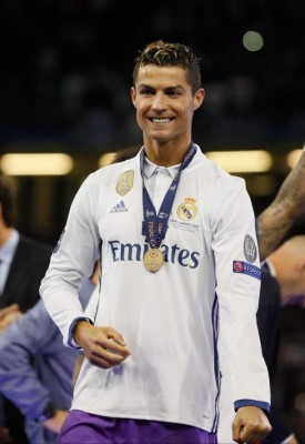 ¡CON SORPRESA! Isco revela su once ideal con dos estrellas del Barcelona