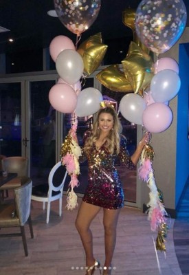 Cuernos a sexy reportera de NFL: Pulsera Fitbit delató la actividad sexual de su ex con otra mujer