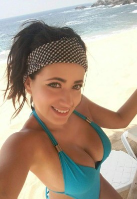 Selene Luna, la infartante conductora y aficionada mexicana que hace arder las redes