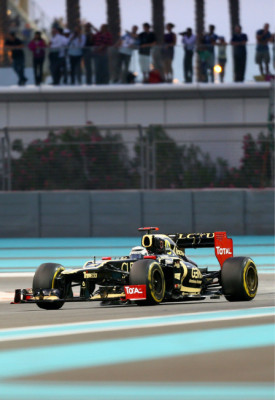 Alonso recorta tres puntos al afortunado Vettel tras soñar con la gloria y el liderato.