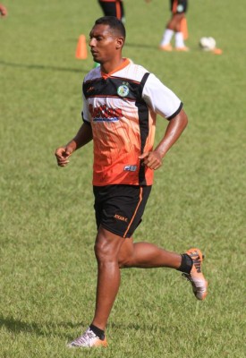 FICHAJES: Real España anunciará otro fichaje; Discua con ofrecimientos y Costly es noticia