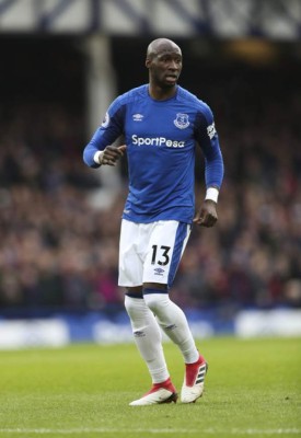 MERCADO: El espectacular tridente que prepara el Madrid; La dos nuevas bajas en el Barça