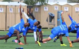 La selección de Honduras se entrena de lleno preparando el juego ante Canadá y México.