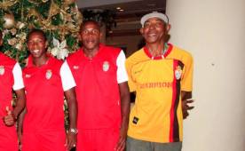 Sixto junto a dos buenos amigos en su paso por Real Sociedad, Walter Williams y Dilmer Gutiérrez.