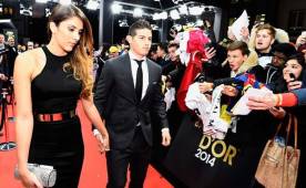 Daniela Ospina y James Rodríguez durante la gala del Balón de Oro.