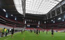 La tecnología del estadio de Phoenix fue el mejor aliado para que México ganara. Foto AFP.