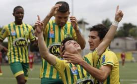 Parrillas One sigue siendo complicado en casa y esta vez venció al Atlético Municipal en el césped sintético Juan Orlando Hernández de La Pradera. Foto Delmer Martínez