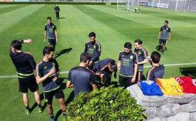 La práctica de México que arrancó este lunes. Foto tomada Diario Récord.