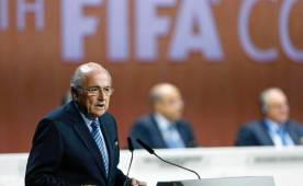 Blatter ha sido suspendido ocho años por la Fifa.
