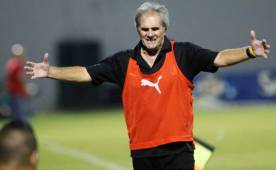 Marito Zanabria ha sufrido con Real España en este torneo Apertura donde es último con 12 puntos. Foto DIEZ