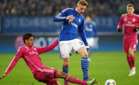 Varane jugó los 90 minutos en la victoria del Real Madrid ante el Schalke 04.