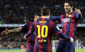 Leo Messi abrió la cuenta ante Almería y Luis Suárez se despachó un doblete. Foto EFE