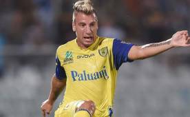 López disputó 14 partidos con el Chievo en la primera parte de la temporada de la liga italiana.