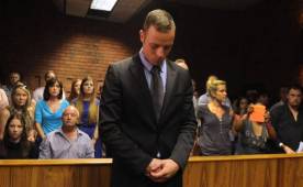 Los abogados de Pistorius anunciaron que esta semana apelarán al castigo contra el atleta. Foto AFP