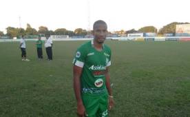 Allan Lalín ya vistiendo los colores del Platense. (Foto: Cortesía de Tras El Balón)