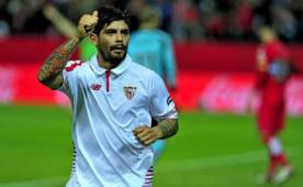 'Les doy las gracias por estos dos años, los llevaré siempre en el corazón', dijo Banega.