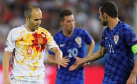 'No es un momento bueno por la derrota pero esto sigue', dijo Iniesta.