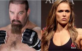 Abbott y Ronda Rousey podrían pelear y en el medio estaría una interesante apuesta entre ambos.